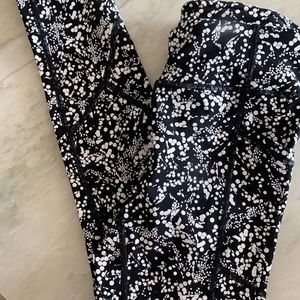 Lulu lemon leggings